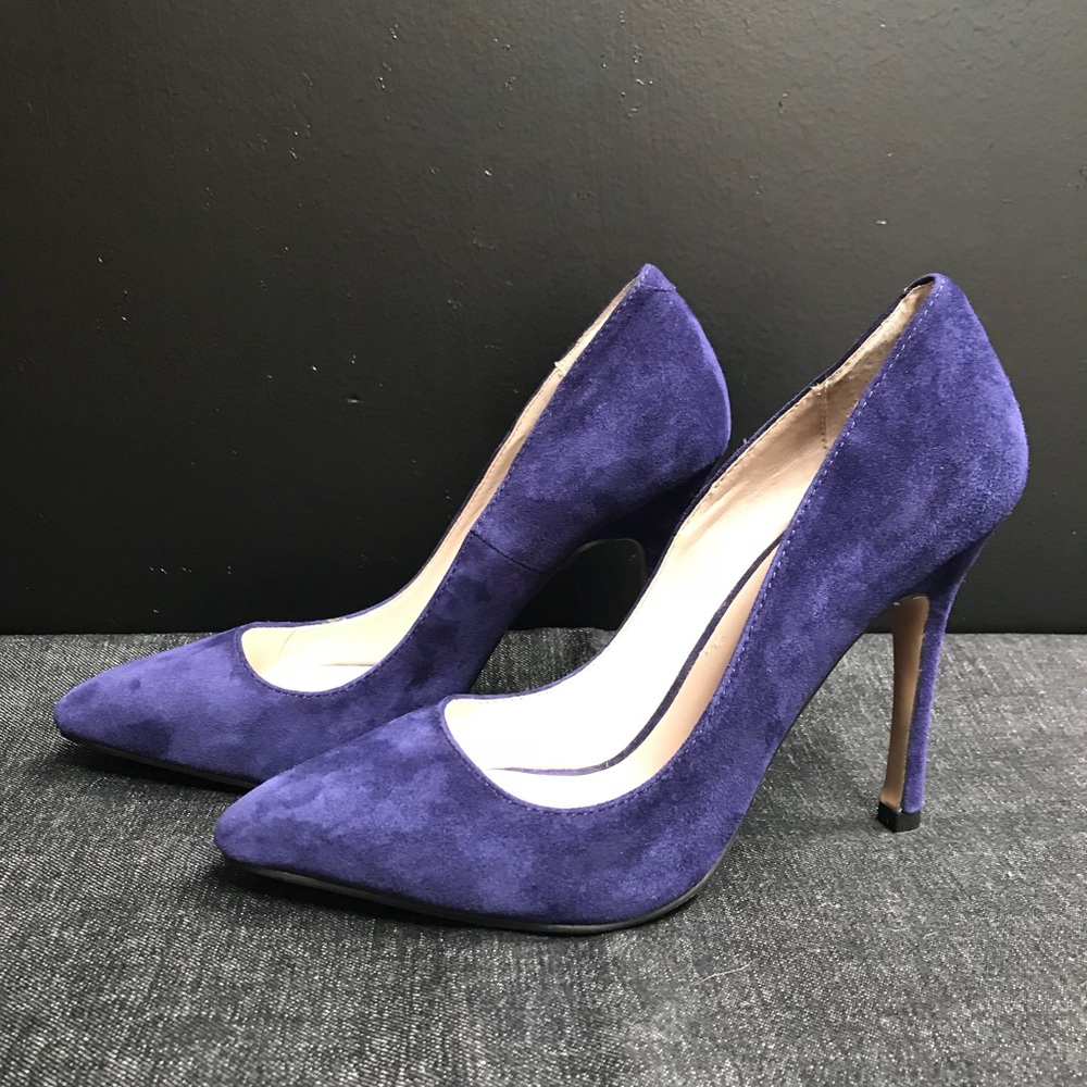 Shoemint Blue Suede Pumps